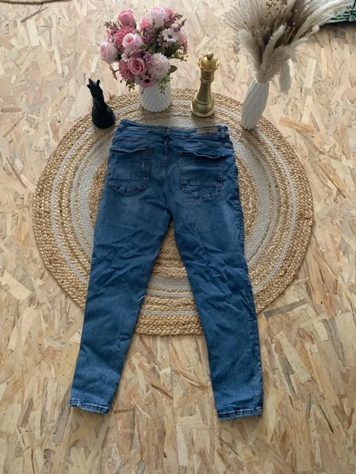 Jeans troué Zara - photo numéro 8