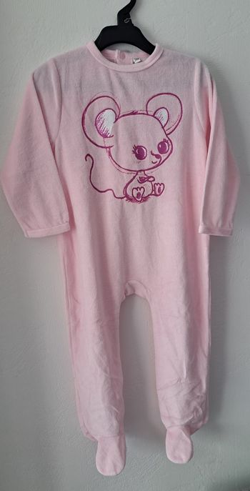 Beau pyjama neuf 2 ans