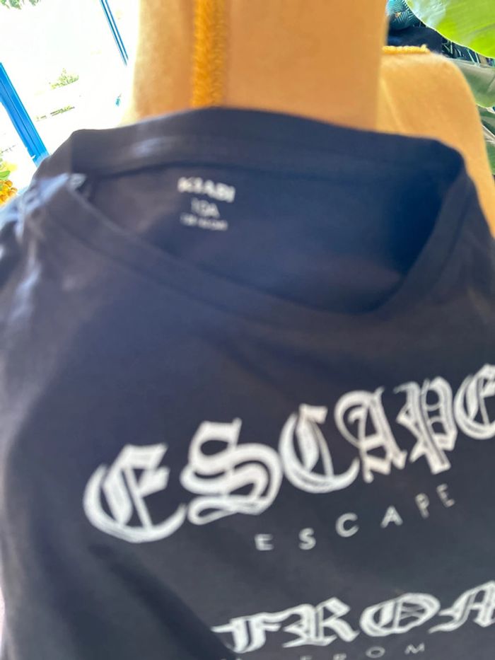 Kiabi t shirt neuf taille 10 ans - photo numéro 5