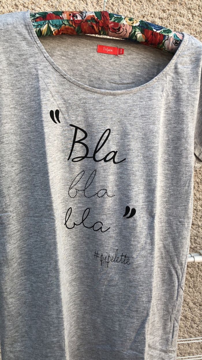 Tee-shirt femme 46/48 - photo numéro 2