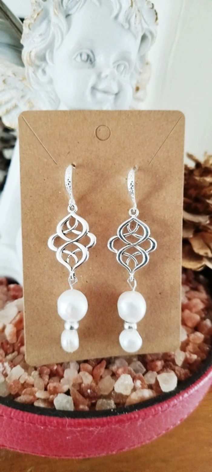 Élégance Pure – Boucles d’Oreilles en Argent et Perles de Culture AAA du Japon - photo numéro 2