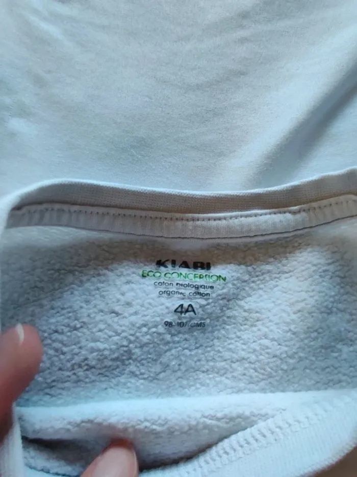 Lot sweat-shirt fille 4 ans - photo numéro 7