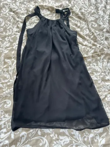 Robe légère  noir mim taille 38