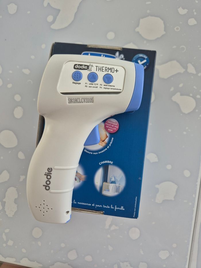 Thermomètre sans contact - photo numéro 3