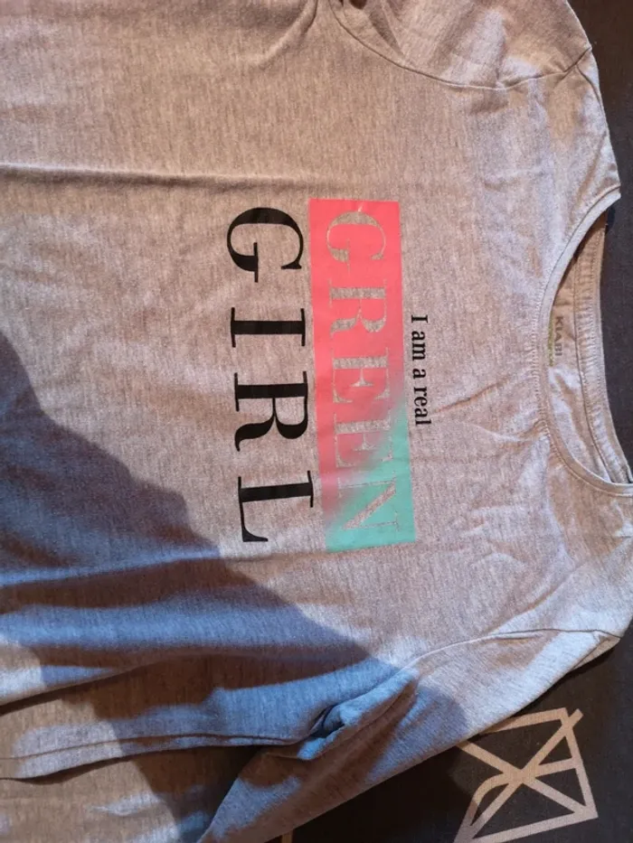 Lot 5 t shirts /blouse 8 ans - photo numéro 5