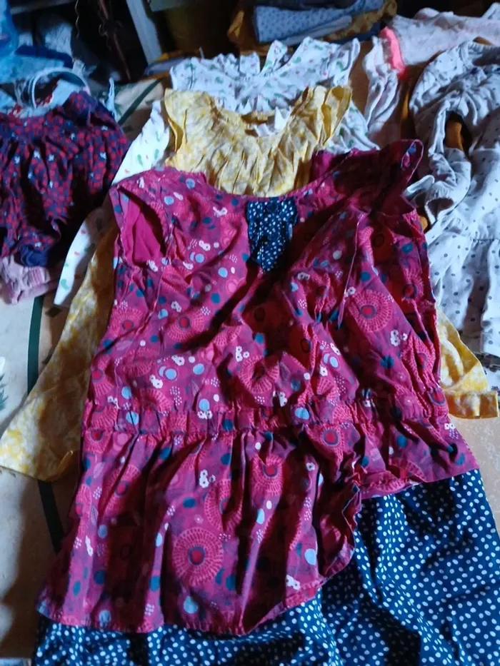 Lot vêtements fille 3 ans - photo numéro 3