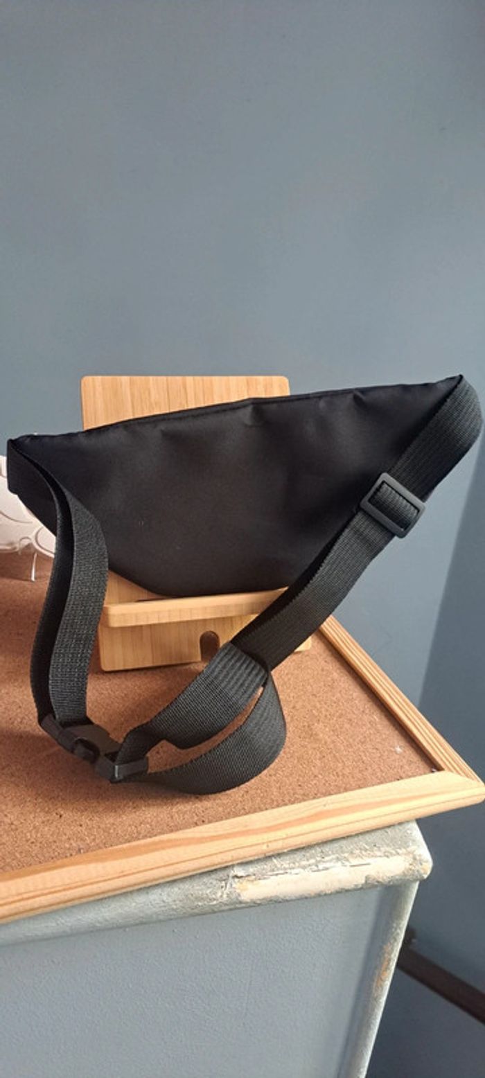 Sac banane noir tour de taille 125 cm maximum - photo numéro 2