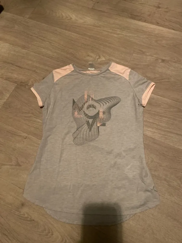 TEE shirt décathlon