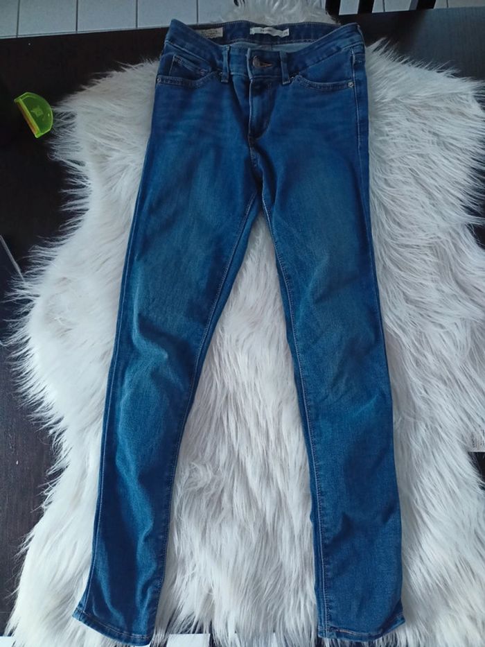 Jean skinny 711 W25 L28 soit 10 ans N*0452