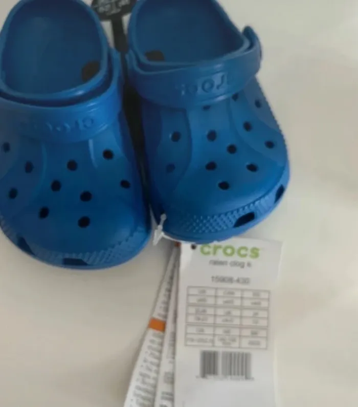 đ Crocs bĂ©bĂ© neuves avec Ă©tiquette 19/21 - photo numĂ©ro 4