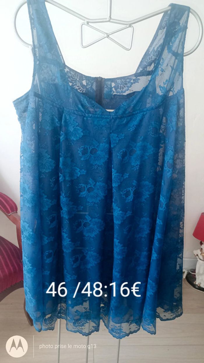 Robe dentelle neuve 46/48 - photo numéro 2