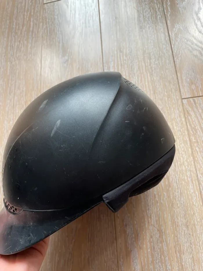 Bombe d’équitation - photo numéro 3