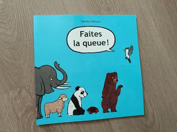 Livres faites la queue!