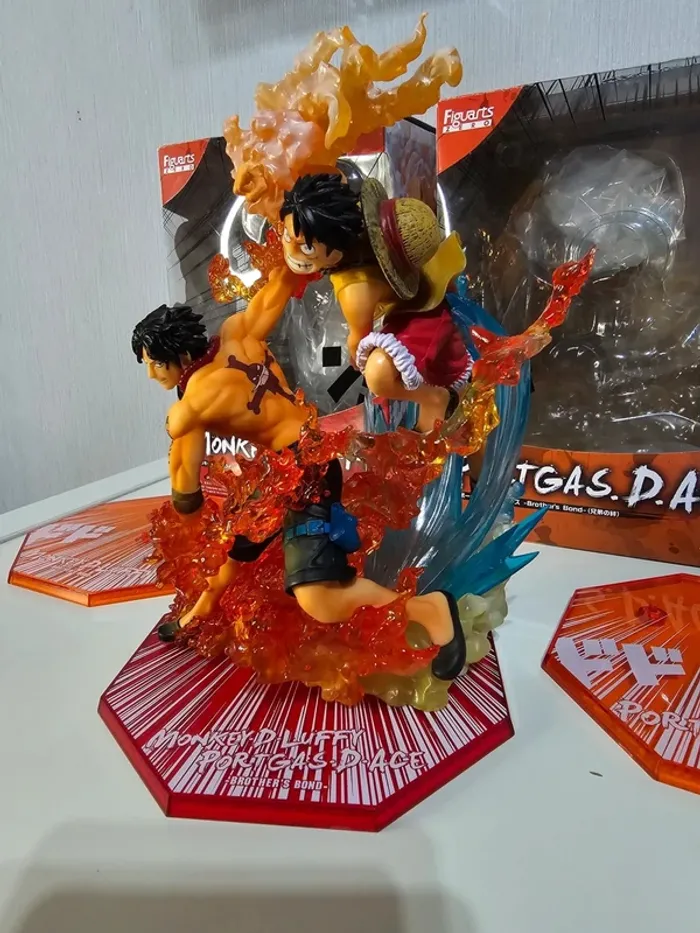 One Piece Figurine Figuarts ZERO Monkey D. Luffy Brother's Bond 19cm - photo numéro 3