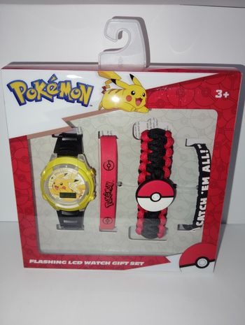 Coffret montre et bracelets pokémon 