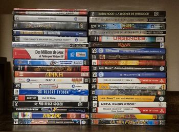 Lot de 38 jeux pour PC