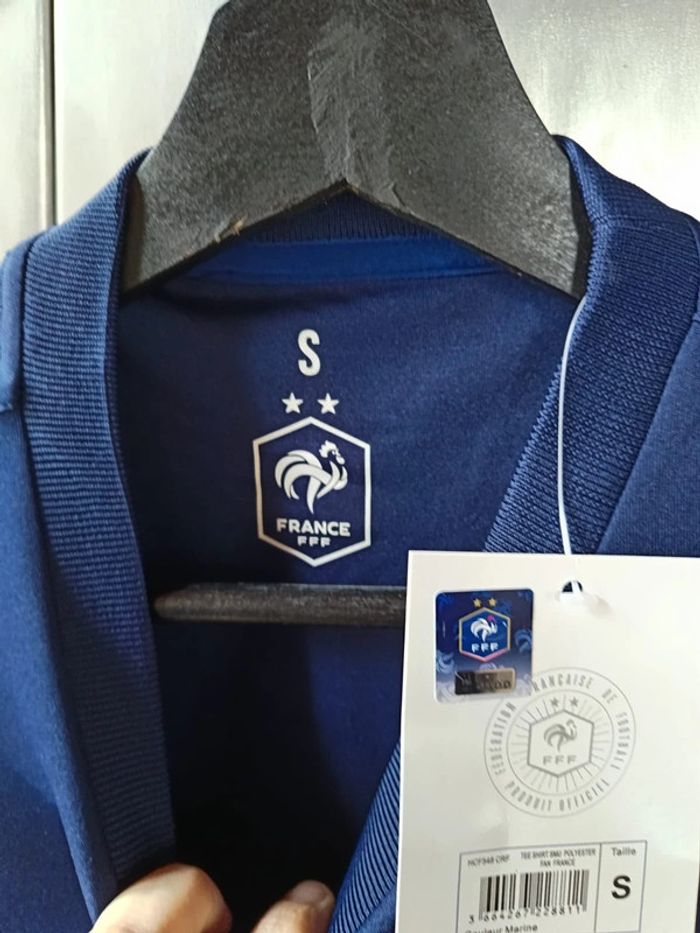 Tee-shirt FFT 2 étoiles taille S neuf - photo numéro 4