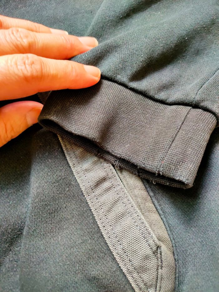 Sweat à capuche Nike noir et gris 12 ans - photo numéro 6