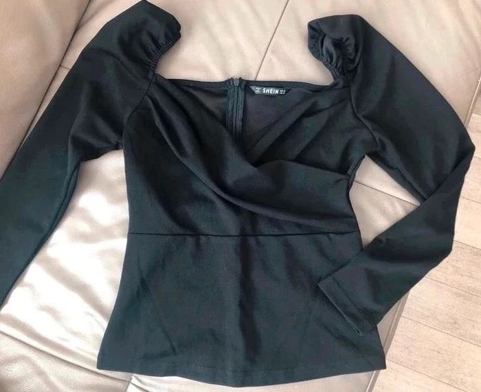 Haut noir SHEIN femme - photo numéro 2