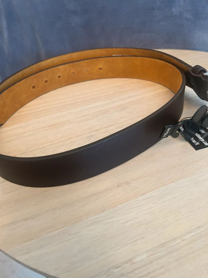 Ceinture véritable cuir 115cm neuve avec étiquette - photo numéro 3