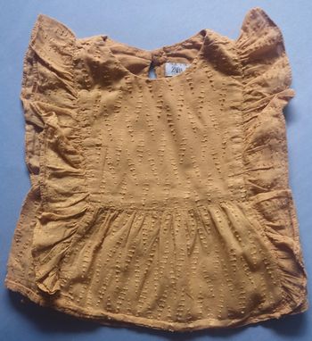 Haut Blouse sans manches Zara
