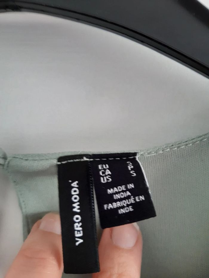 Jolie haut printanier Vero Moda (S) - photo numéro 3