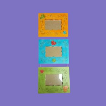 Triple Cadre Photo Mural en Bois Peint Fait Main Artisanat Déco Enfant Cadeau Très Bon État