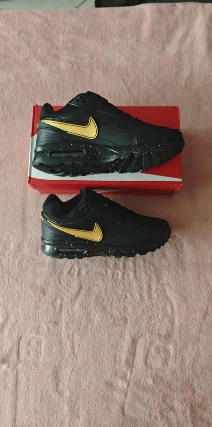 Basket bw - photo numéro 2