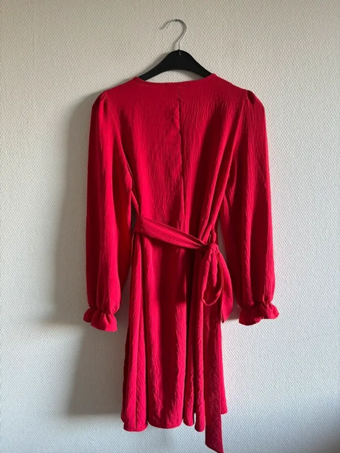 Robe rouge - portefeuille - photo numéro 2