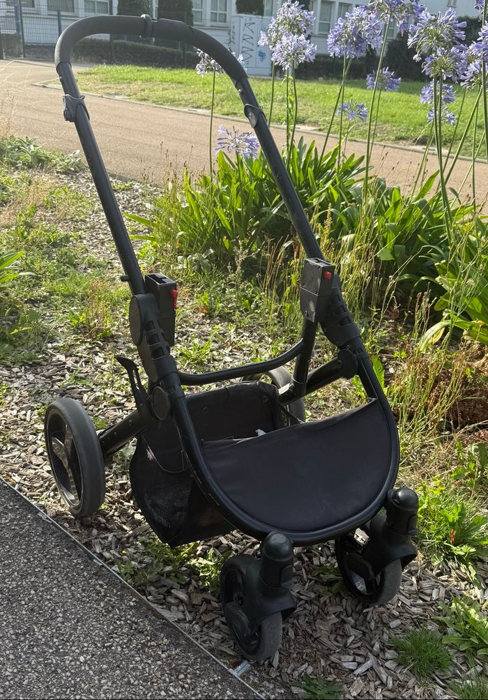 ‼️ Urgent - Poussette tout terrain 3 en 1 Prémaman - photo numéro 10