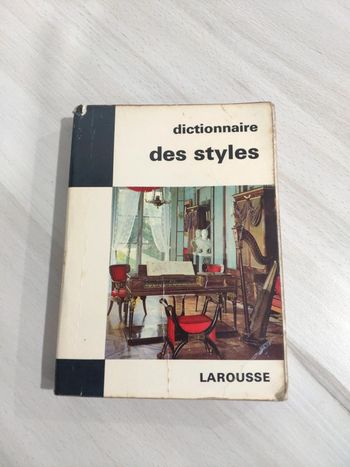 Livre poche Dictionnaire des styles Larousse idéal brocanteur
