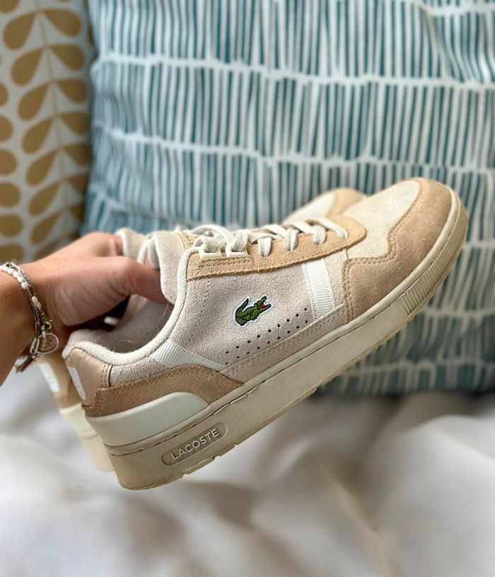 Baskets sneakers Lacoste blanches & beiges – Taille 36