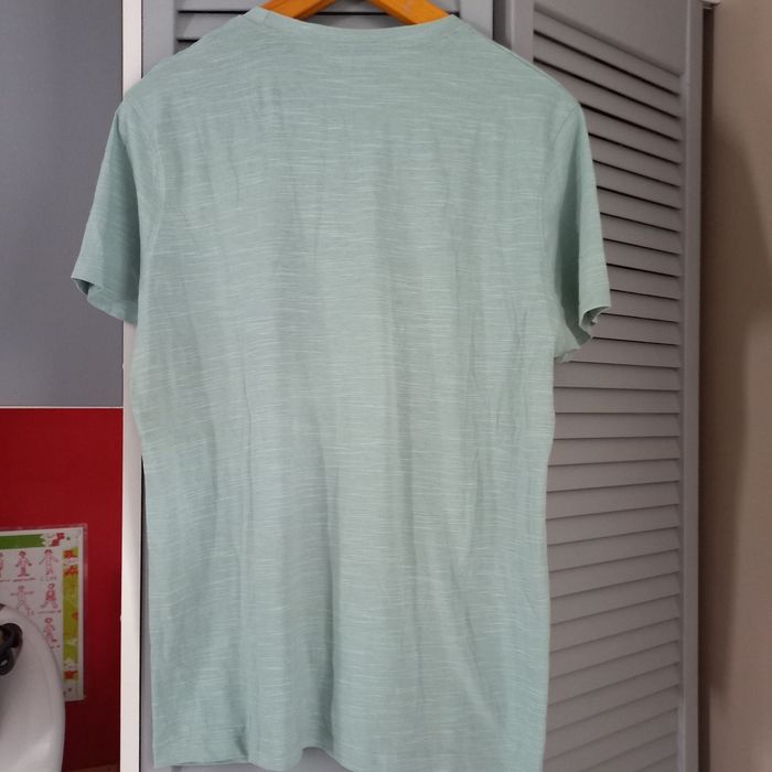 Tee shirt vert pastel - photo numéro 3
