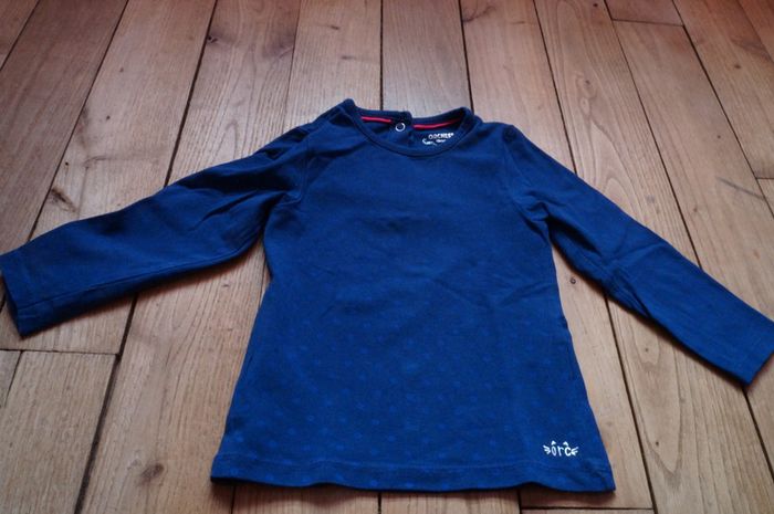 Superbes tee shirts manches longues 18 mois Orchestra 5,50€
