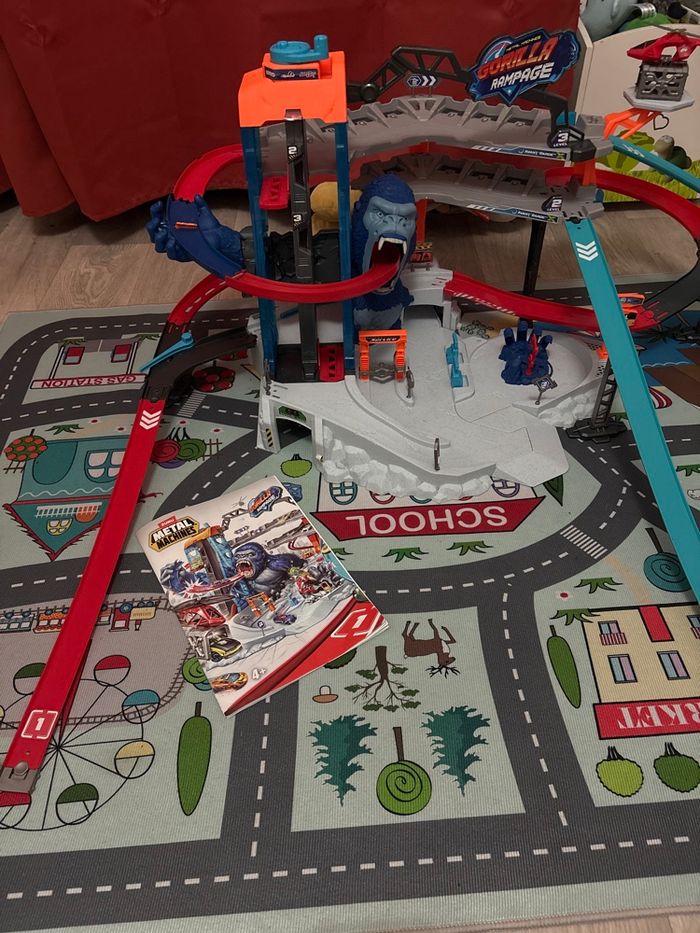 Garage Métal Machine Gorilla