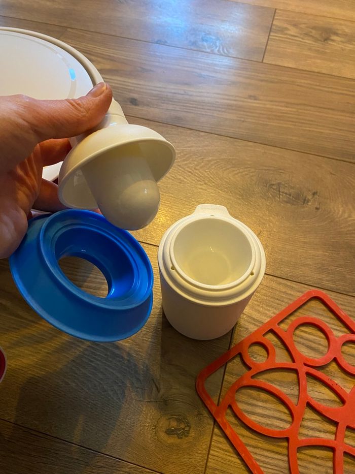 Lot Tupperware + accessoires - photo numéro 6