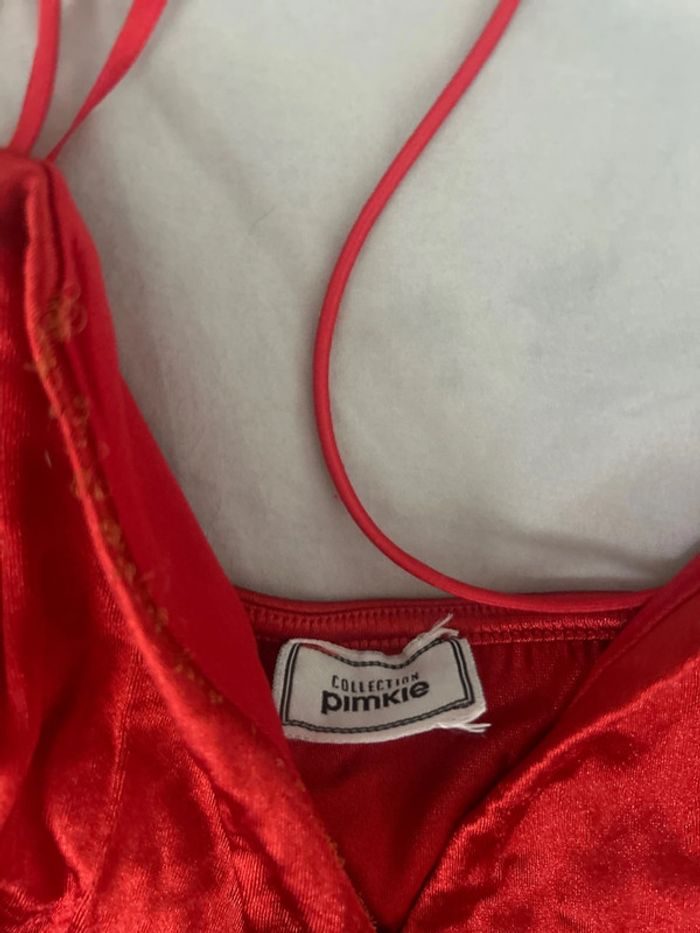 Body rouge - photo numéro 2