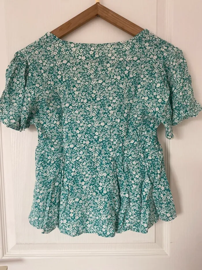 Top peplum fleuris - photo numéro 3