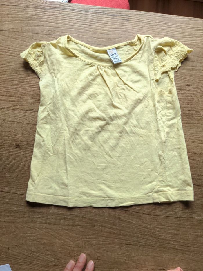 Lot 3 t shirts Zara 3ans bon etat - photo numéro 7