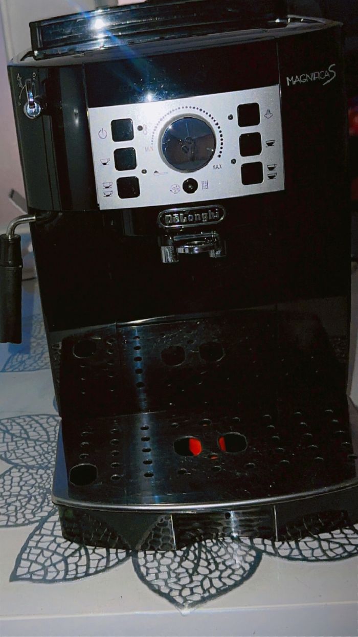machine à café de’longhi magnifica s - photo numéro 4