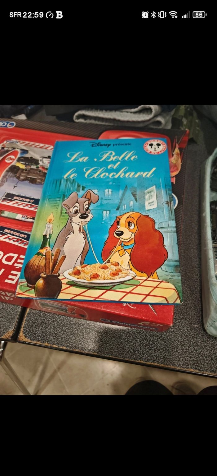 Livre disney la belle et le clochard