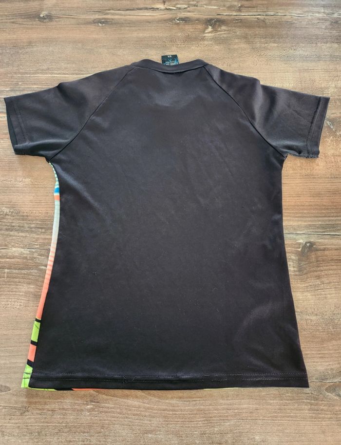 Maillot de foot excellent état 8 ans #1danykids noir et jaune - photo numéro 3