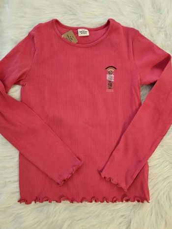 NEUF (non porté)🏷🤩😍superbe teeshirt ML 10 ans fille 🩷🩷🩷🩷