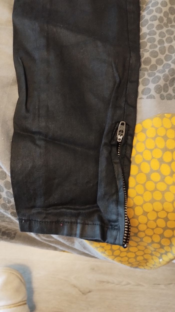 Pantalon noir - photo numéro 3