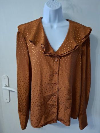 Chemsie vintage taille 40 en très bon état 