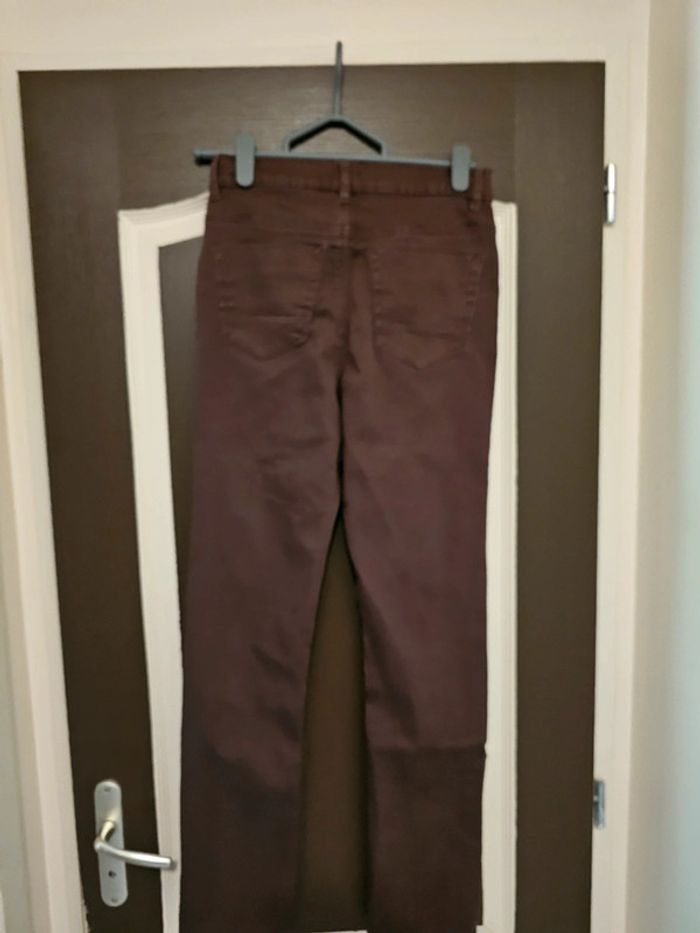 Jean droit taille 36 - photo numéro 3