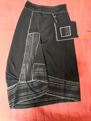 Sublime jupe longue Vintage noire fille à suivre FAS Paris taille 1