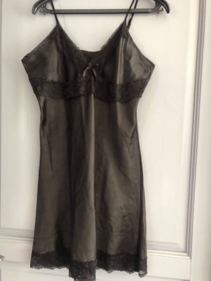 Nuisette satinée