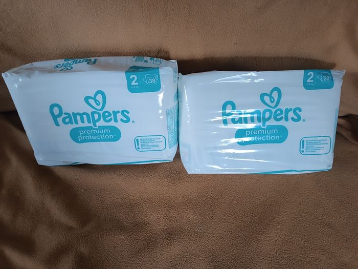 Lot couches T2  Pampers - photo numéro 3