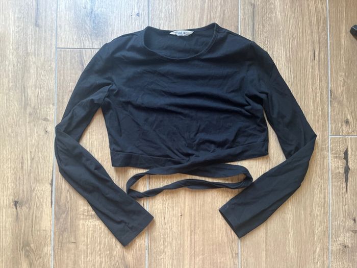 Haut court noir SHEIN taille 11-12 ans